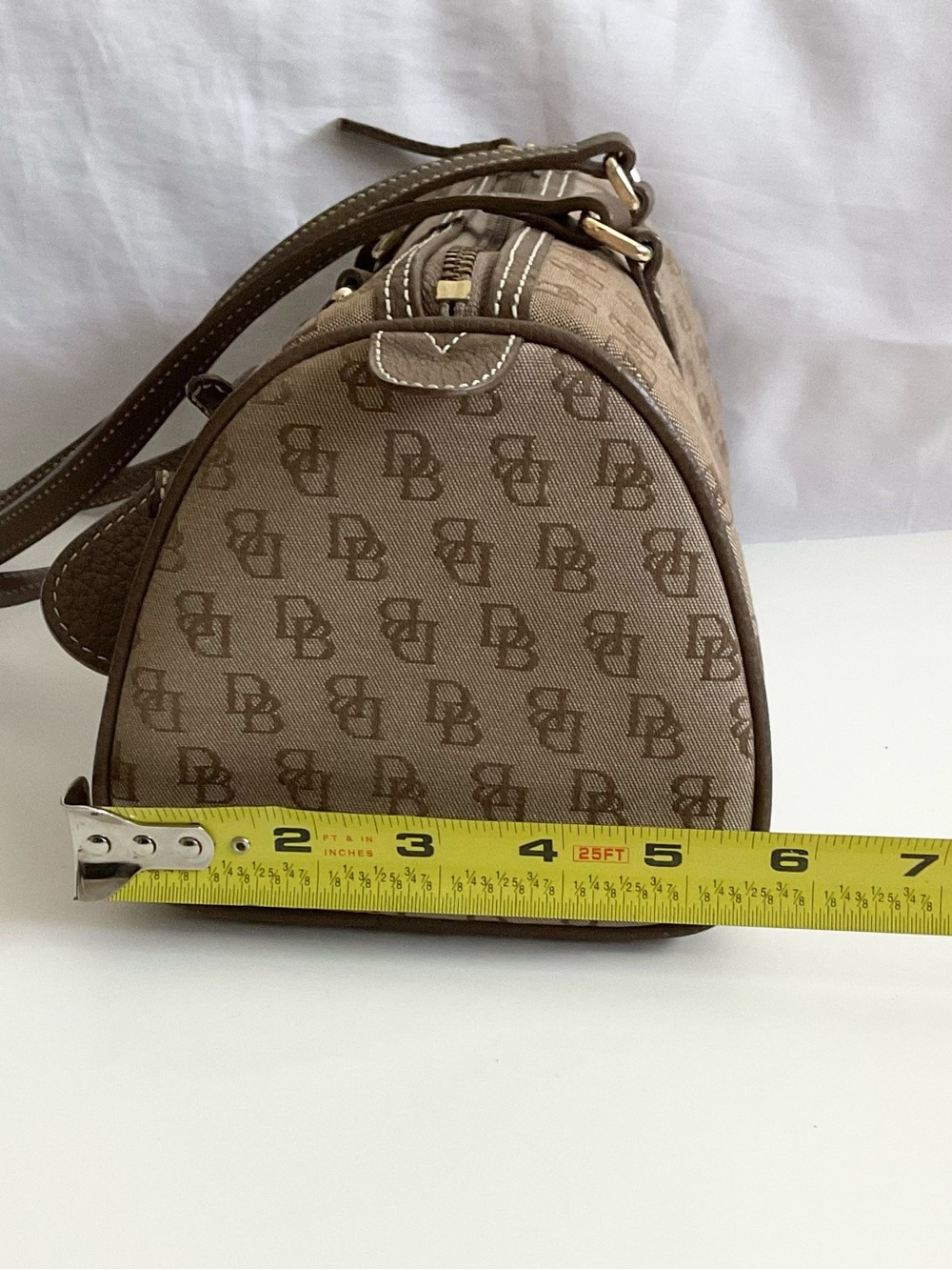 VINTAGE DOONEY & BOURKE BARREL BAG - Picture 7 of 16